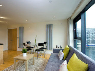 Dockside Serviced Apartments לונדון מראה חיצוני תמונה